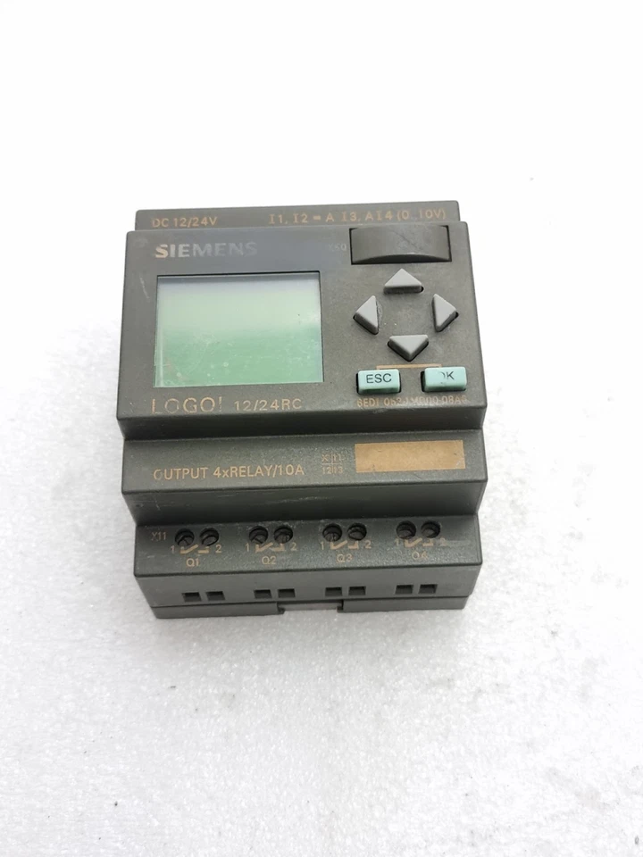 SIEMENS 6ED1052-1MD00-0BA6 LOGO LOGIC MODULE 12/24VDC (Display Problem)